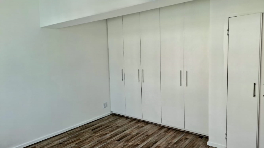 To Let 2 Bedroom Property for Rent in Sea Point Western Cape